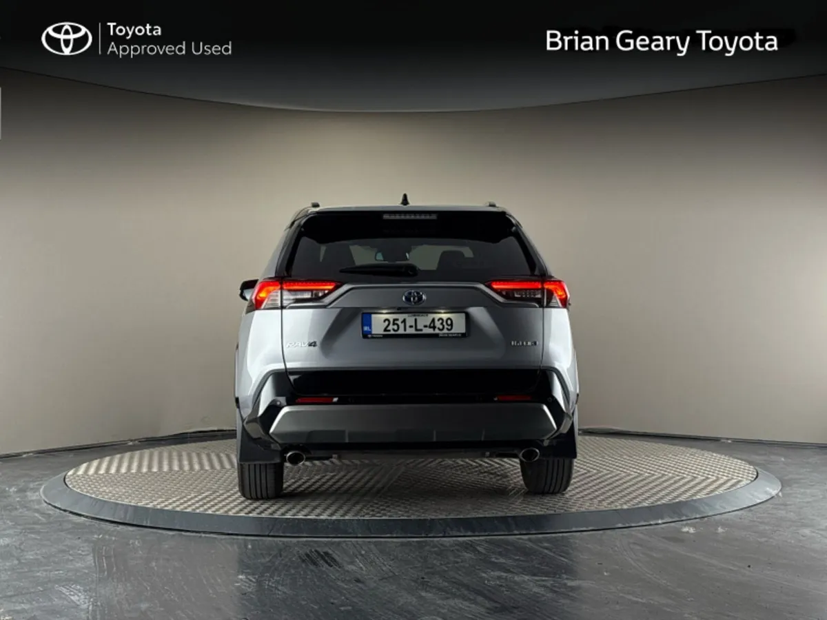 Toyota RAV4 HYBRID SPORT - Image 4