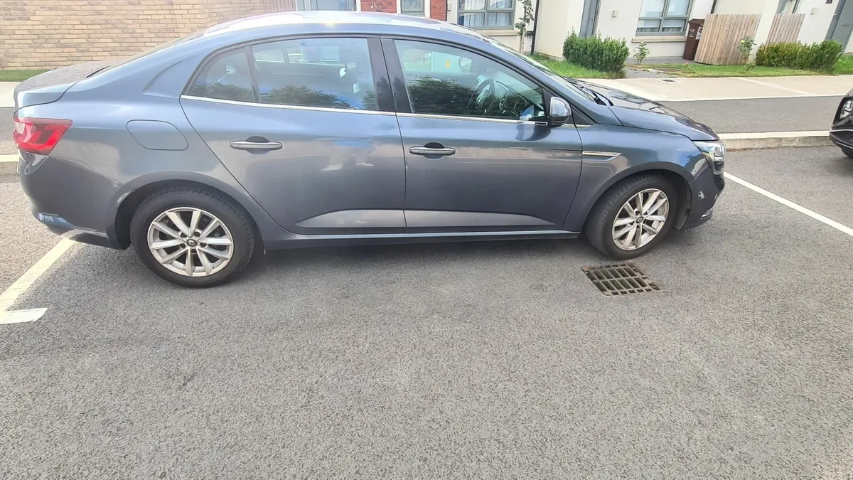 Renault Megane GC DYNAMIQUE High Specs - Image 4