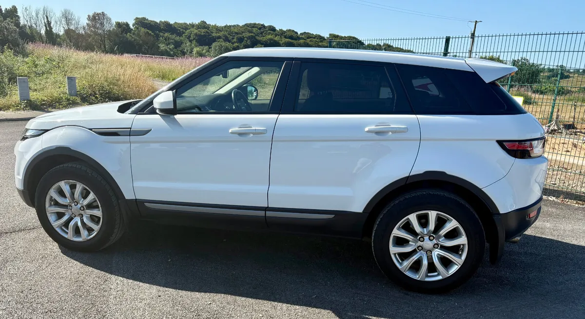 Land Rover Range Rover Evoque 2017 - Image 3
