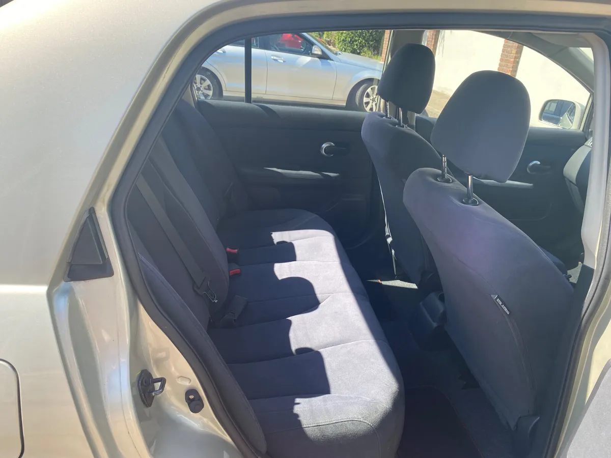 Nissan Tiida 1.6 SE - 0868212190 - Image 3