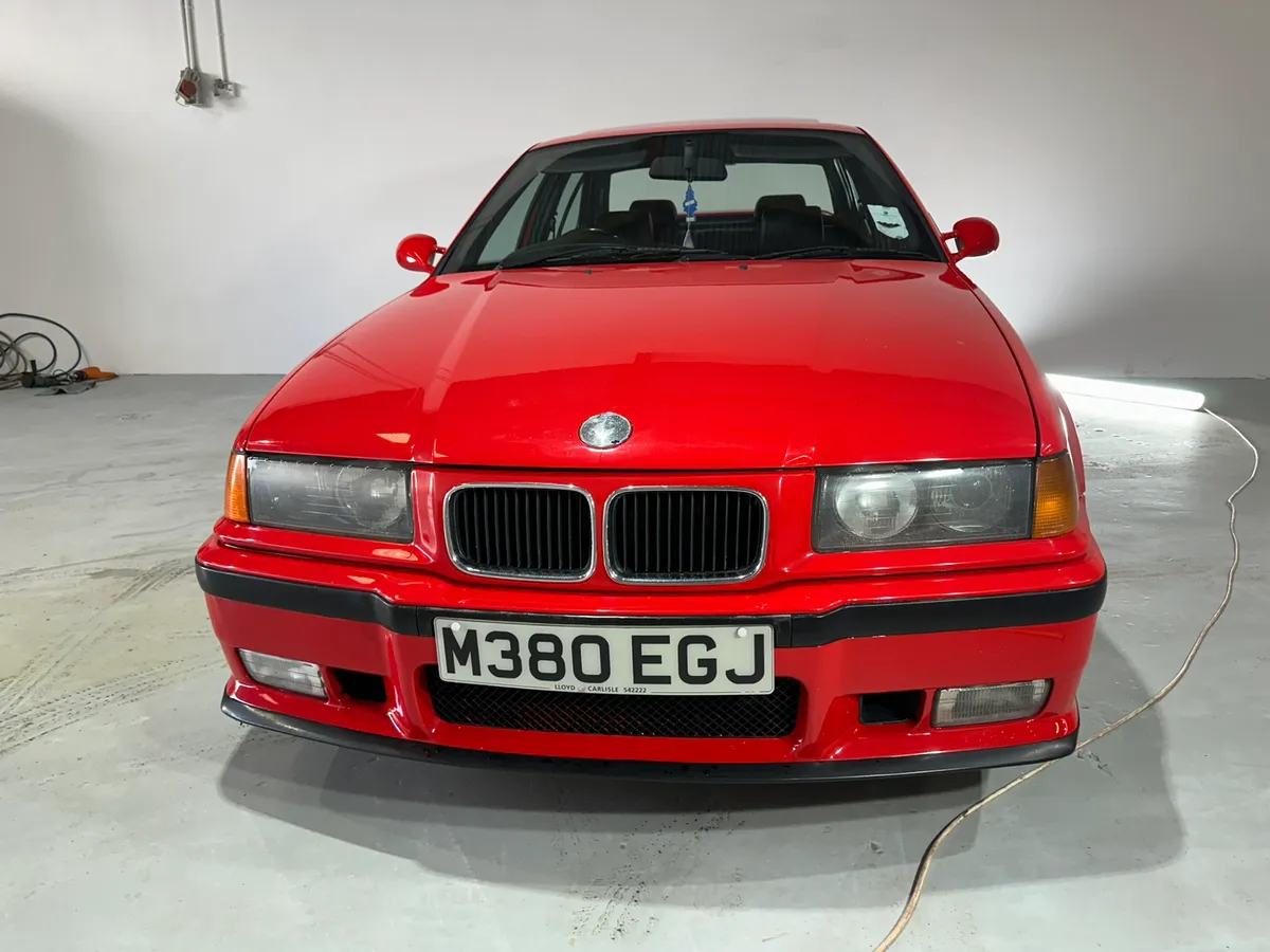 1995 bmw m3 3.0 saloon hellrot red - Image 2