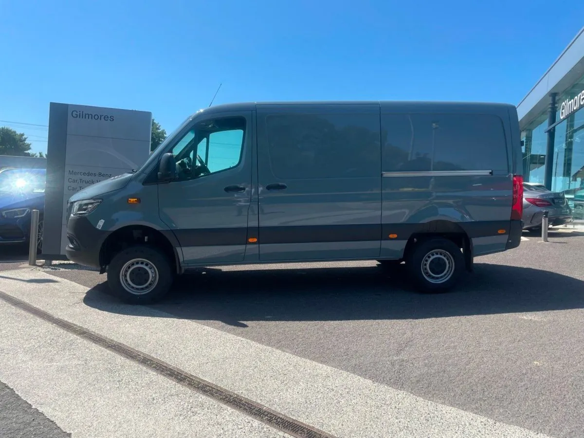 Mercedes-Benz Sprinter 4x4 Select - Image 1