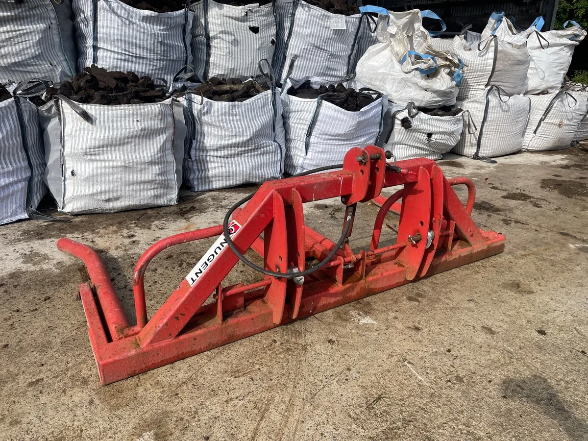 Nugent Double Bale Handler - Image 2