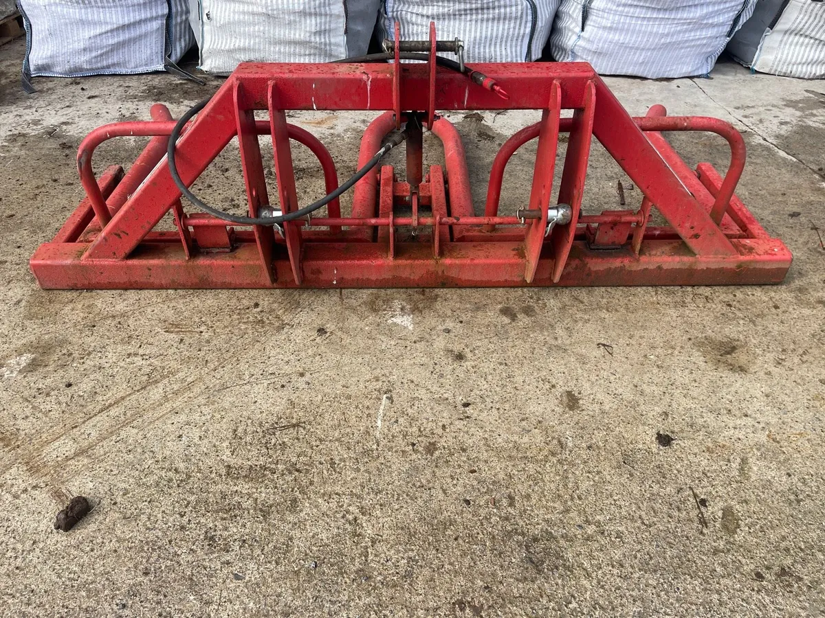 Nugent Double Bale Handler - Image 3