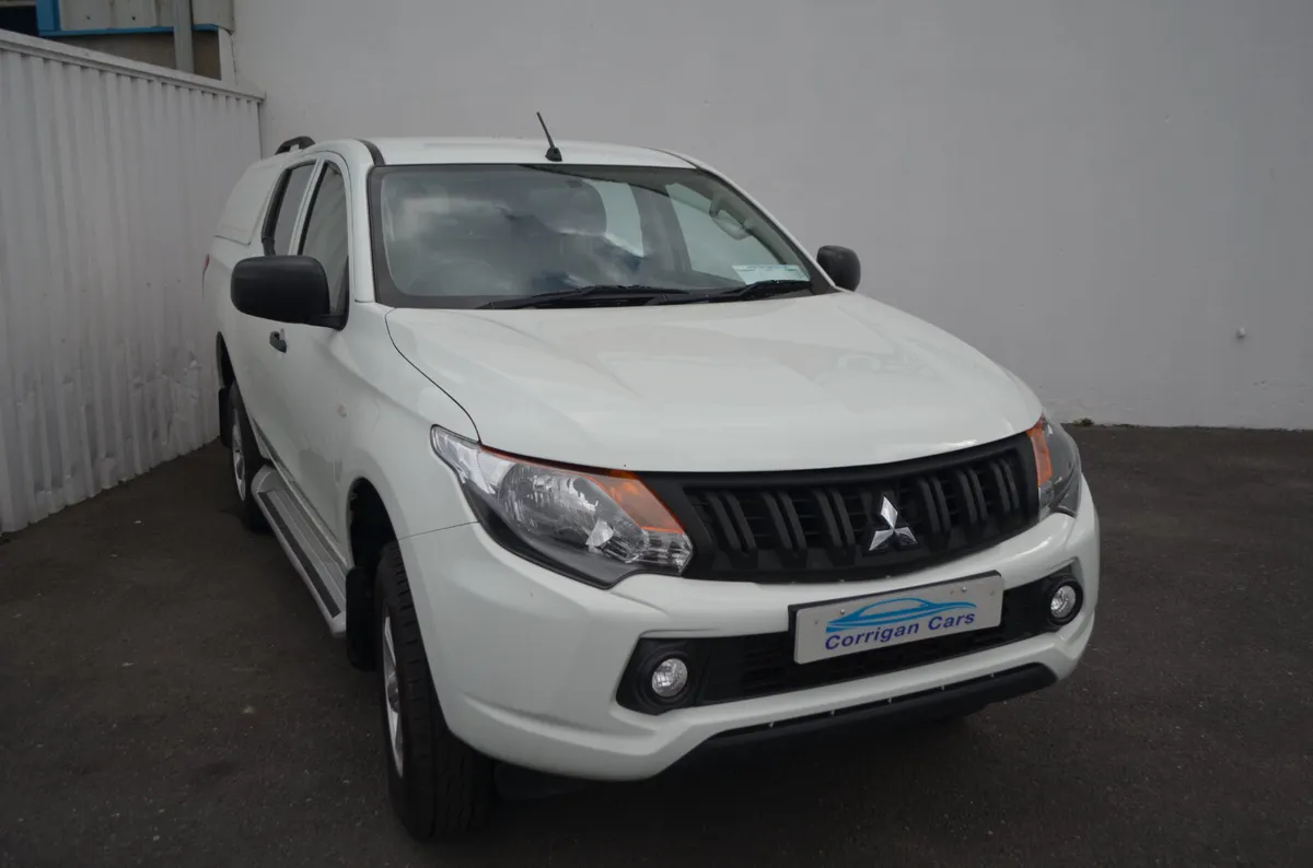 LOW MILEAGE 4LIFE-PRICE INCLUDES VAT - Image 3
