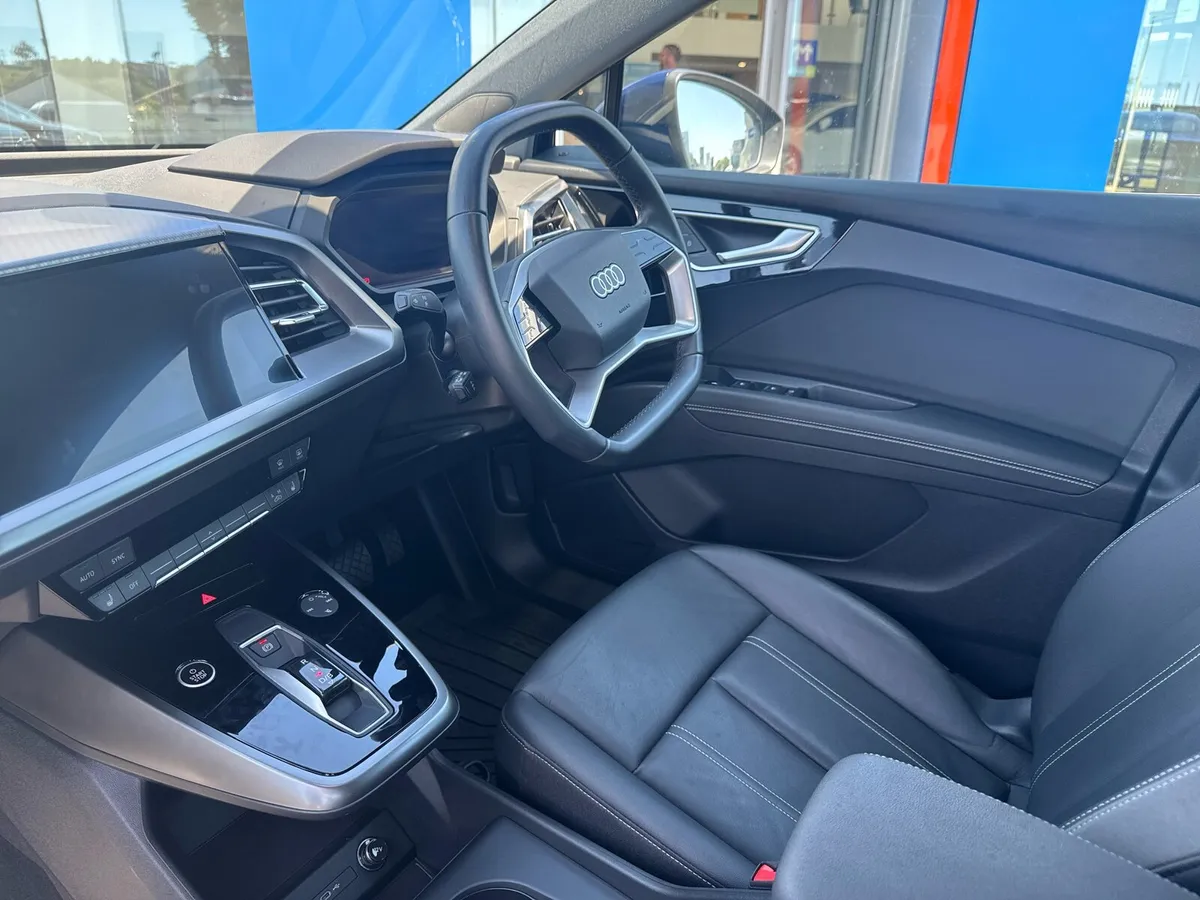 Audi e-tron 2022 Q4 35 Advance 4dr Auto - Image 3