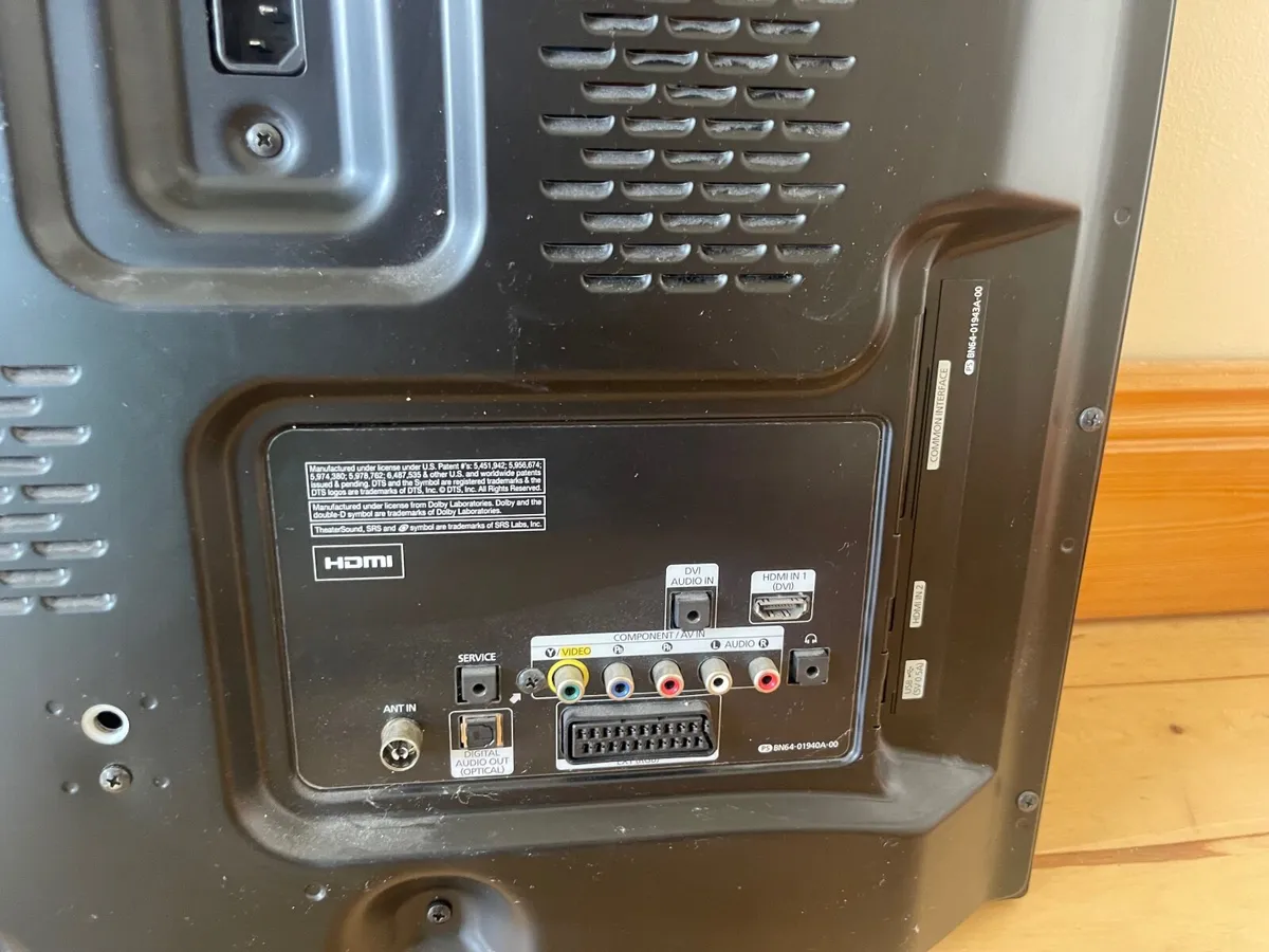 40” Samsung TV (not Smart) - Image 3
