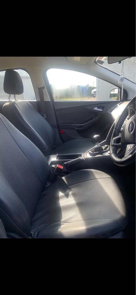 Ford Focus 2015 - Image 4