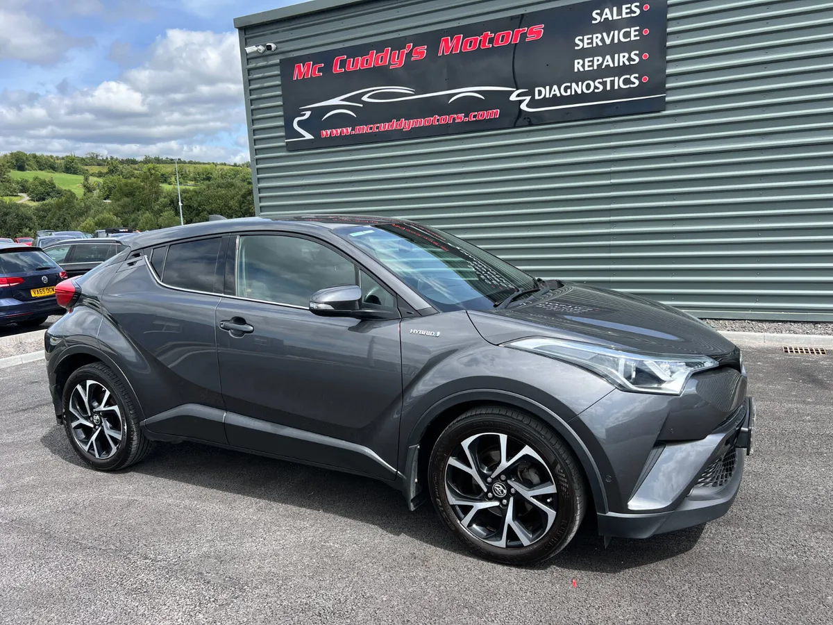 2018 (182) Toyota CH-R Design 1.8 CVT Hybrid - Image 1