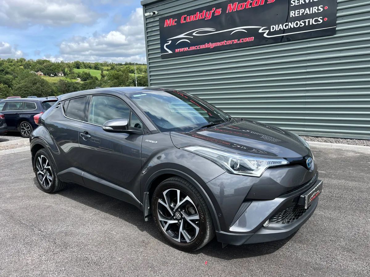 2018 (182) Toyota CH-R Design 1.8 CVT Hybrid - Image 2