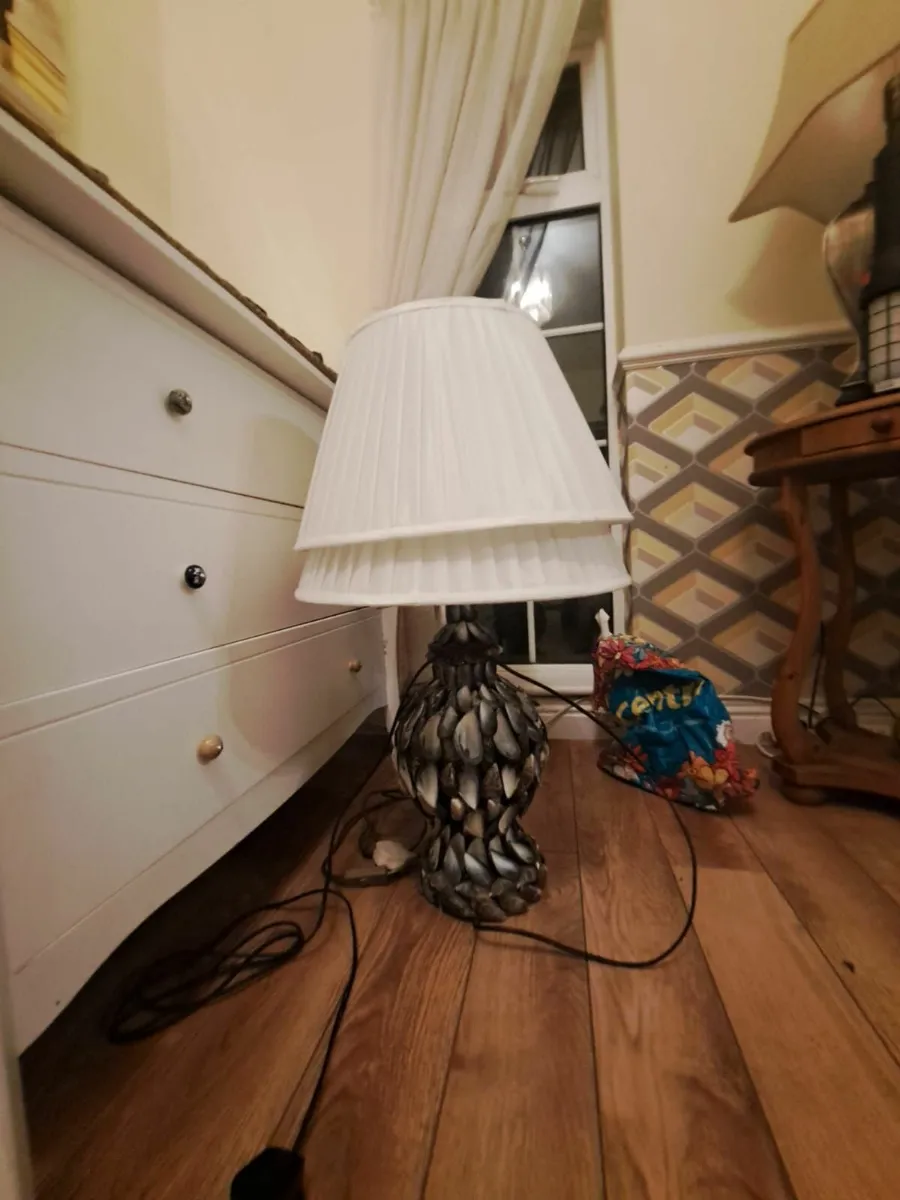 Mirror, 2 x Lamps set, Clam shells design - Image 2