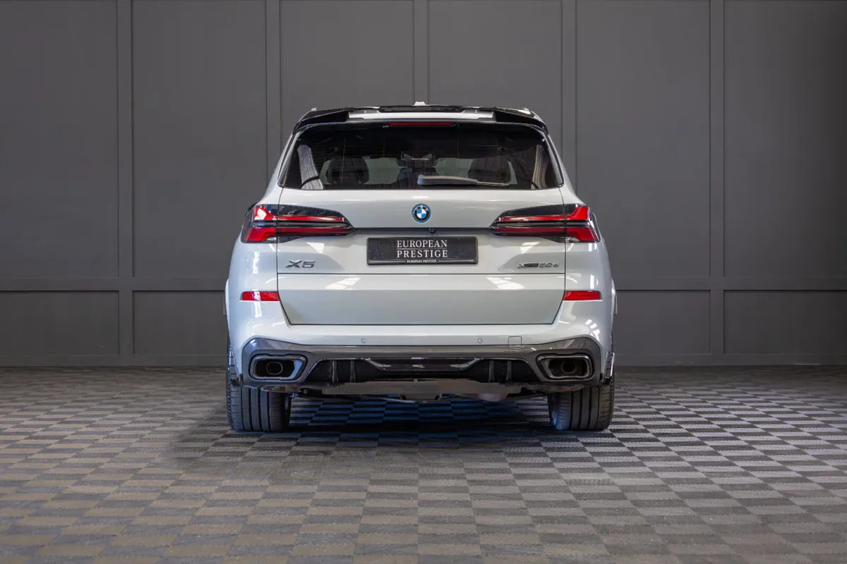 232 BMW X5 X-Drive 50e M-Sport - Image 4