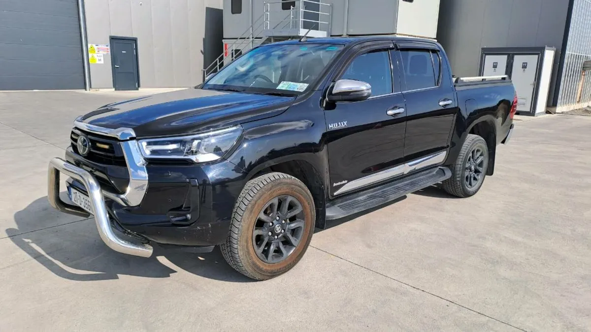 2021 Toyota Hilux Invincible + vat - Image 2