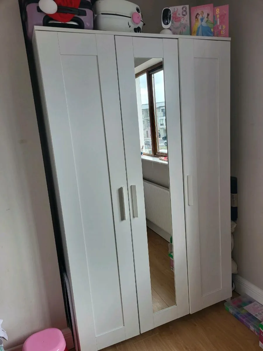House stuffs - Image 1