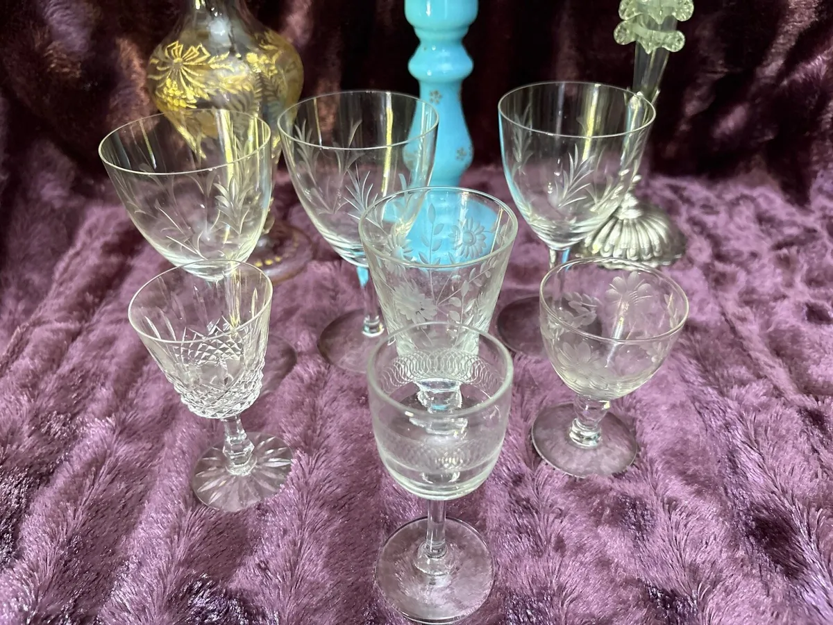 JOB LOT ASSORTED VINTAGE GLASSWARE - Image 4
