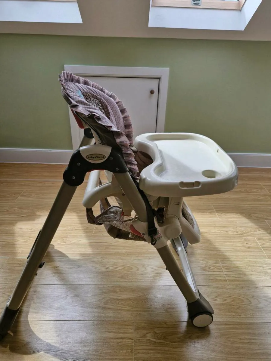Baby high chair - Image 3