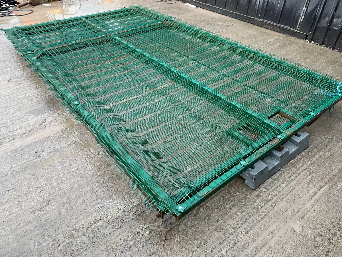 Heavy-Duty Site Entrance Gate – 13ft x 8ft - Image 4