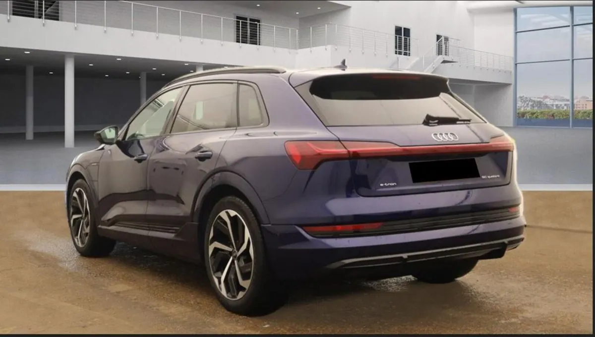 AUDI E-TRON BLACK EDITION 50 QUATTRO // HIGH SPEC - Image 3