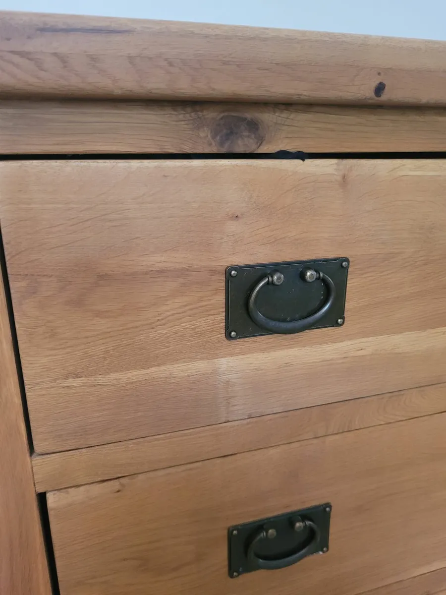 Kent Oak Chest of bedroom Drawers - Image 1