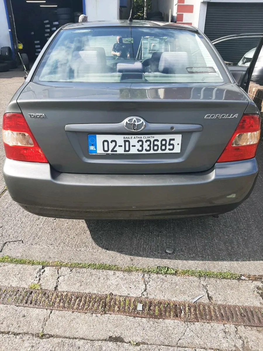 Toyota corolla - Image 2