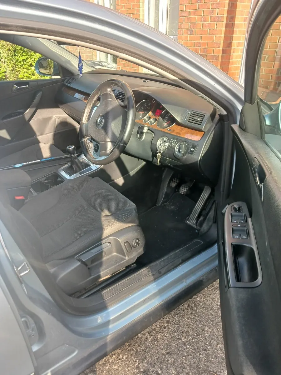 Volkswagen Passat 2007 - Image 1