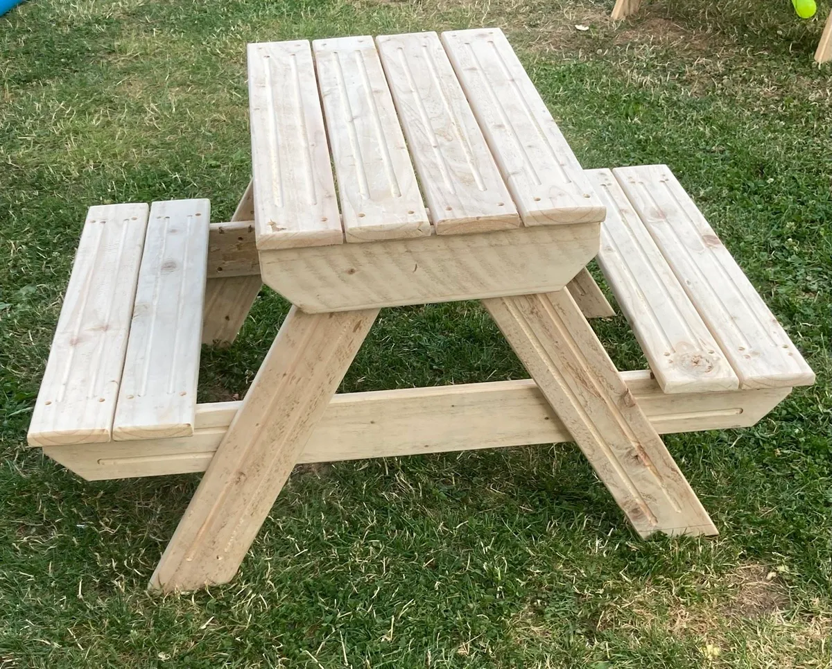 Kids picnic tables - Image 4