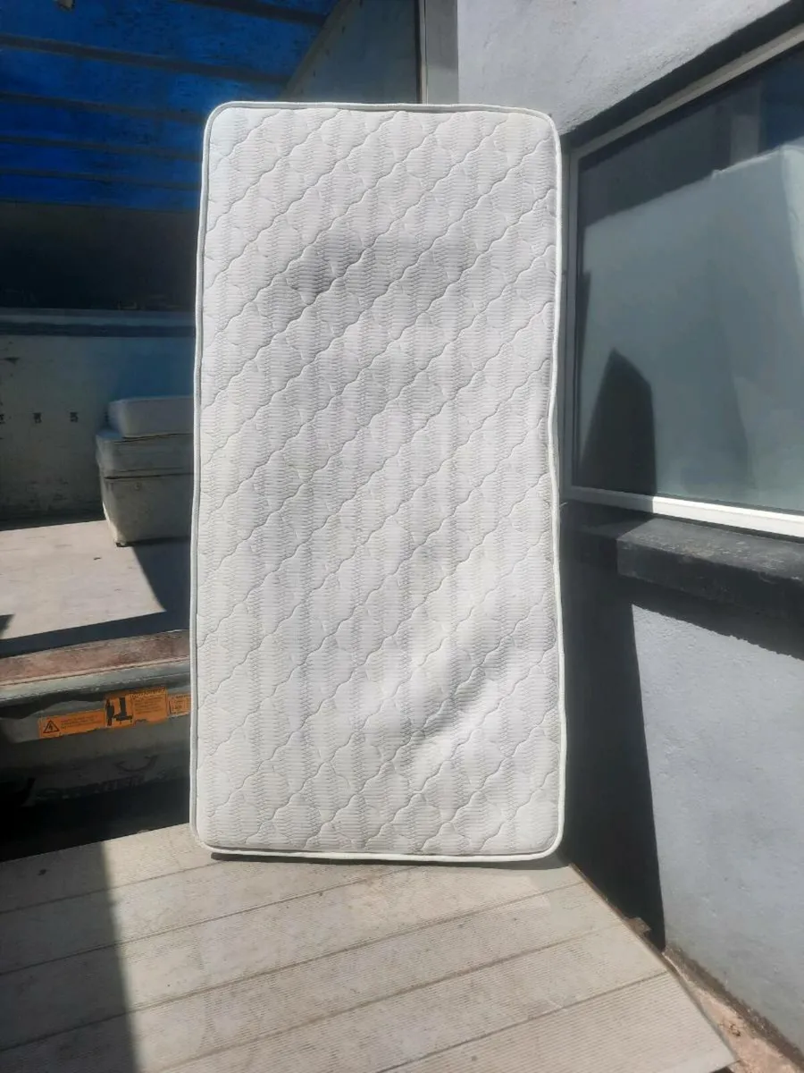 Single bed - Image 4