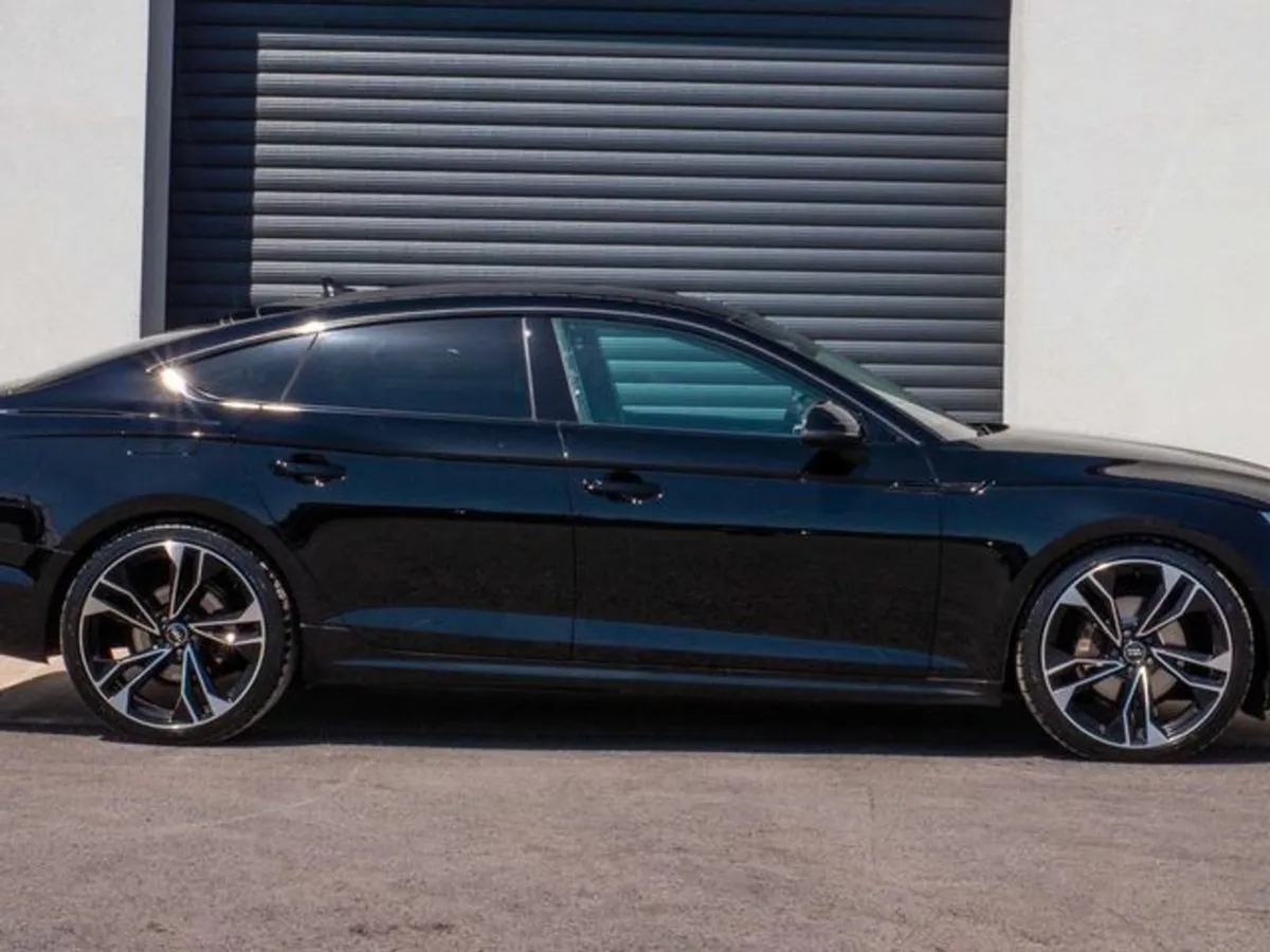 Audi A5 2.0 TDI Sport 190PS  black Edition Stylin - Image 3