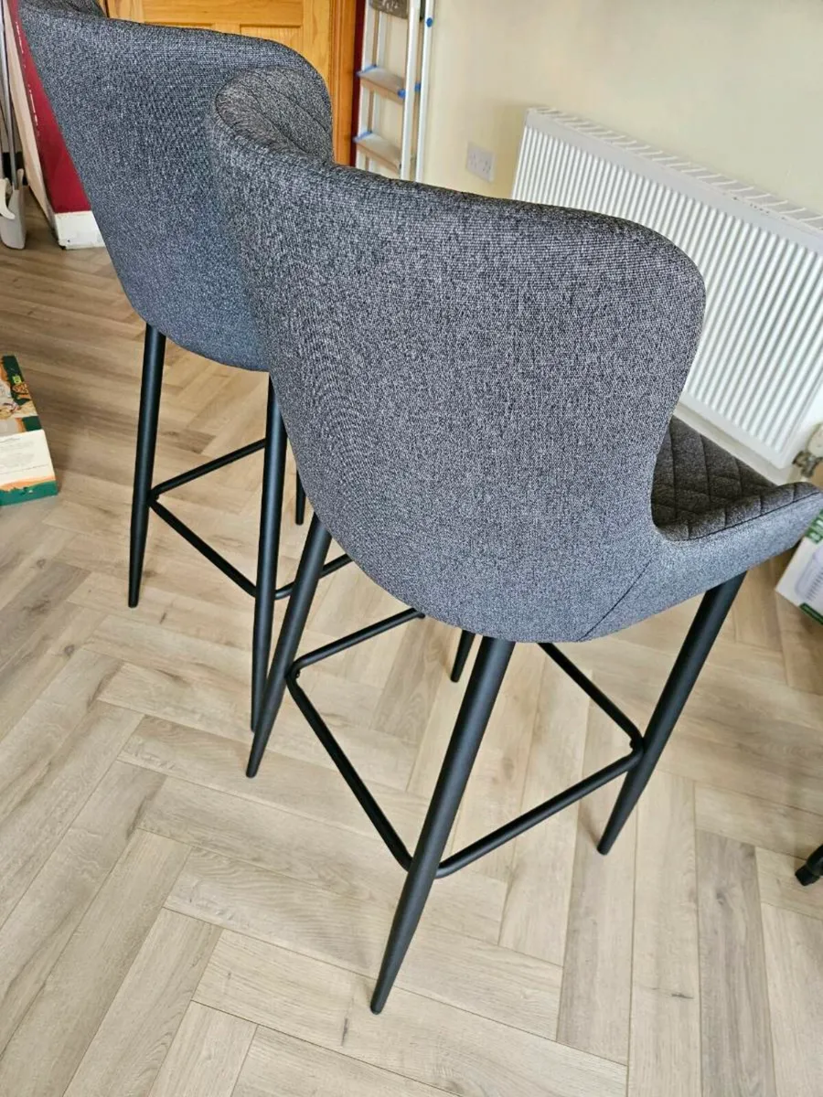 Bar stools - Image 2