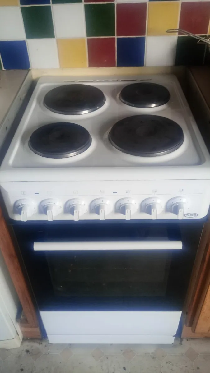Cooker for sale