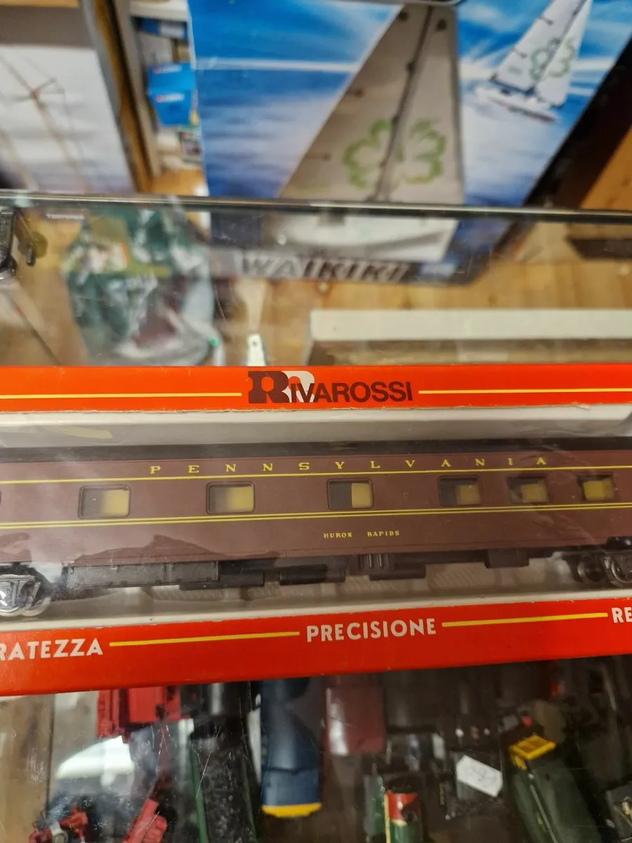 Hornby Rivarossi Ho scale Carraige - Image 1