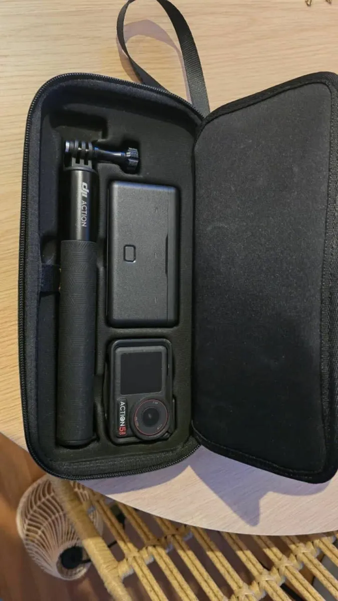 DJI Osmo Action 5 Pro 4k Camera Adventure Combo - Image 2
