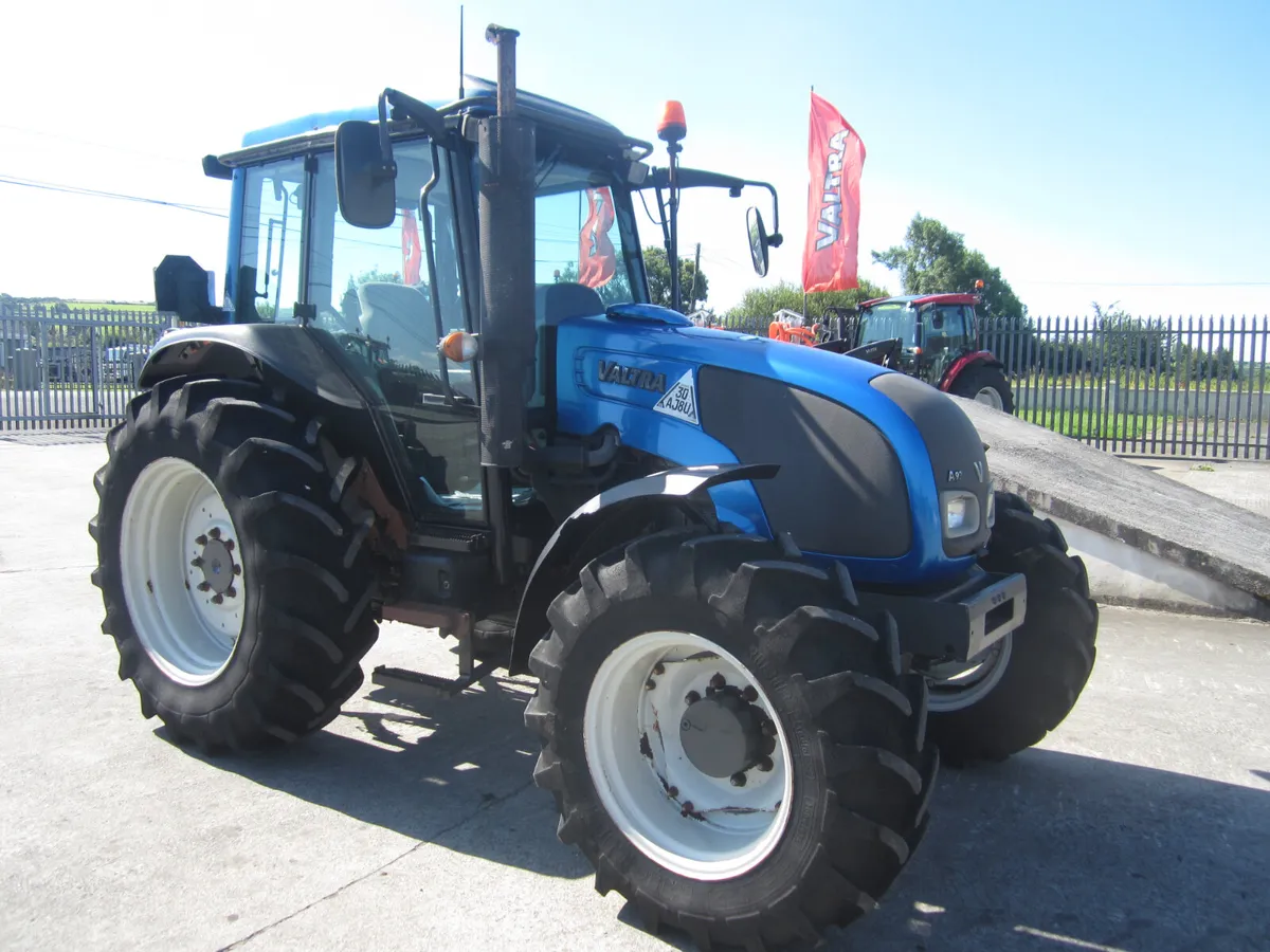 VALTRA A93 ...2014...1900 HRS.AS NEW... - Image 1