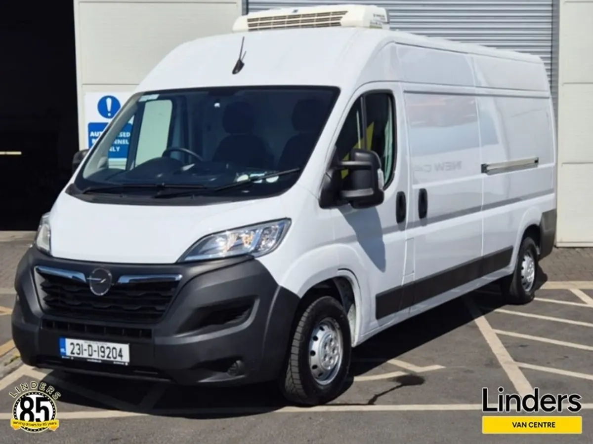 Opel Movano LWB Freezer With Plug IN - Image 2