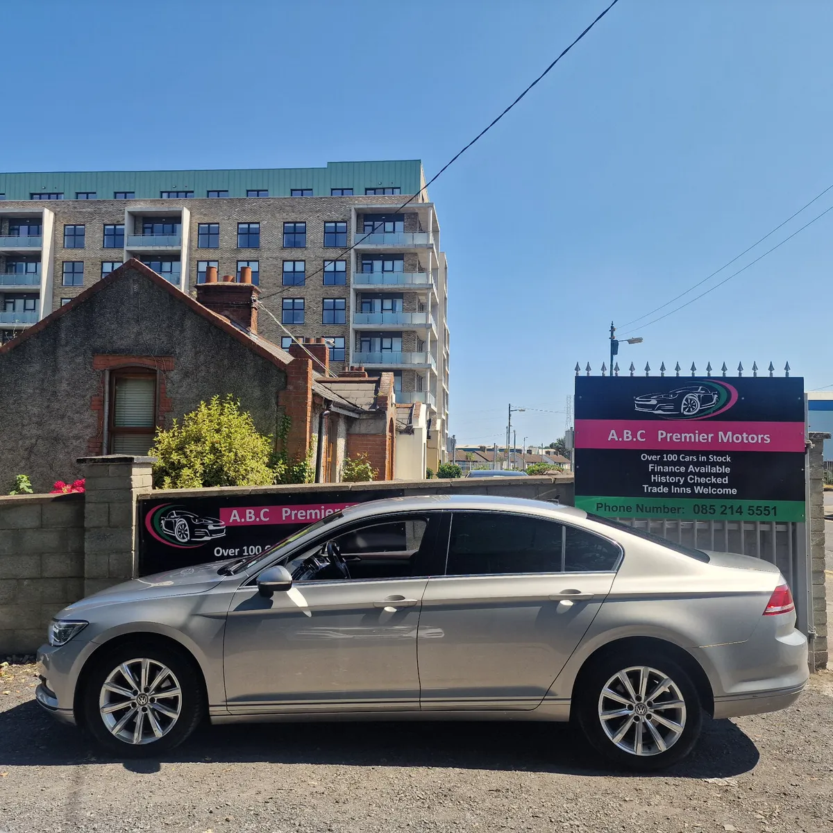 Volkswagen Passat 2015 2.0 TDI 190HP Highline - Image 3