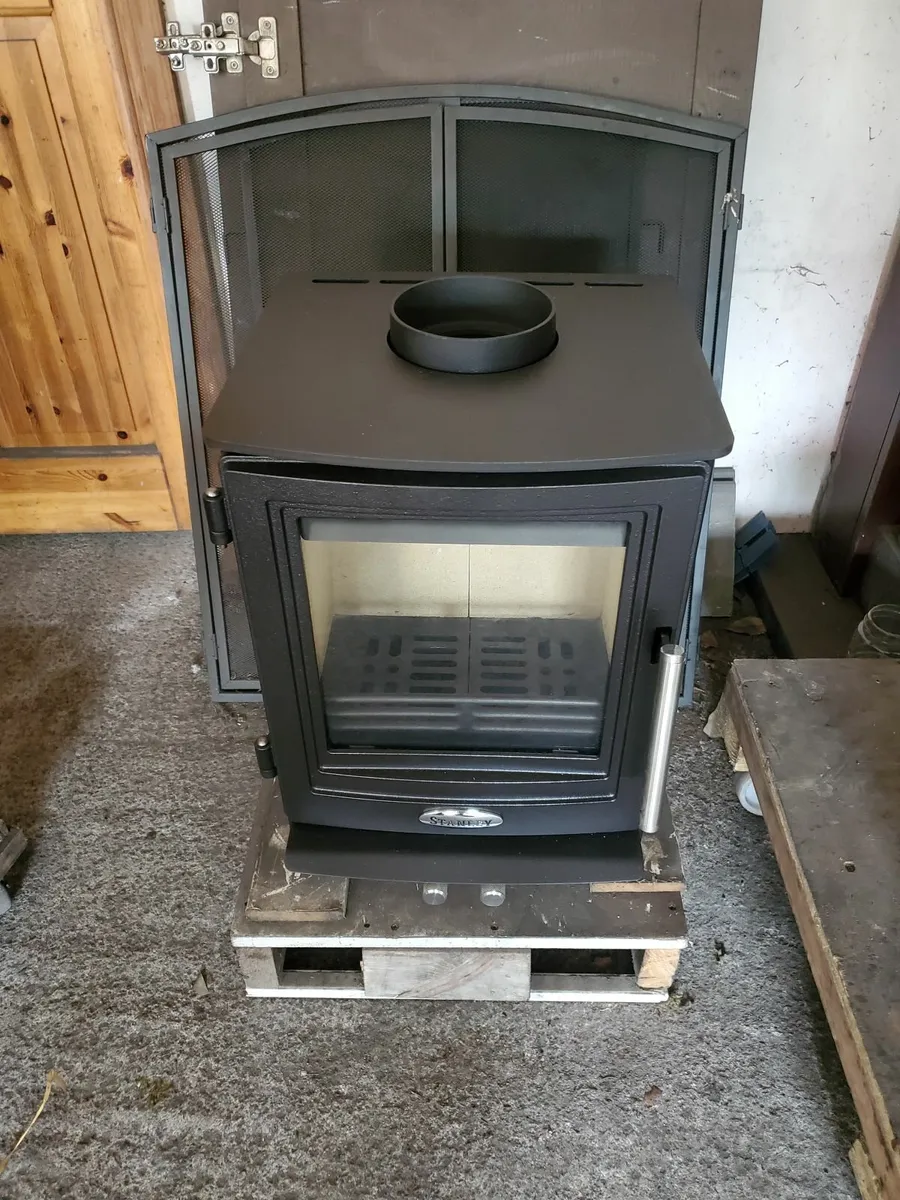 New Stanley Solis 5 kw solid fuel stove - Image 1