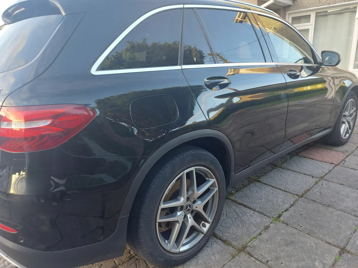 Mercedes-Benz GLC 2017 - Image 3