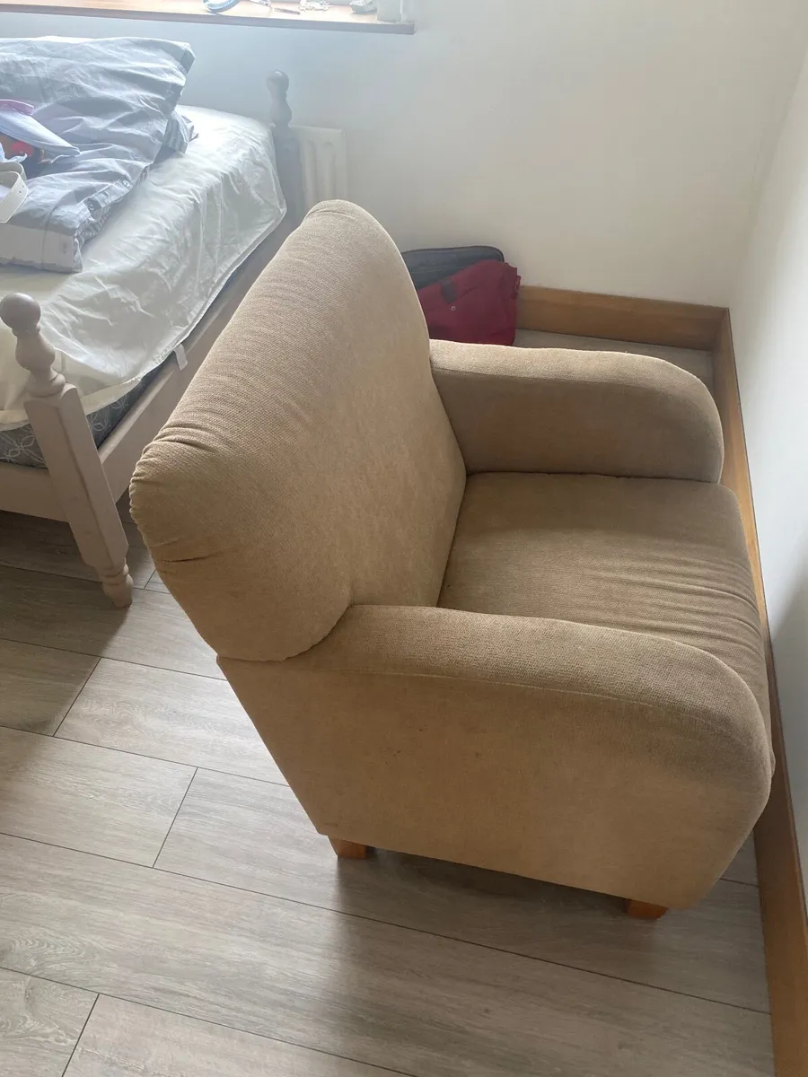 Armchair - Image 1
