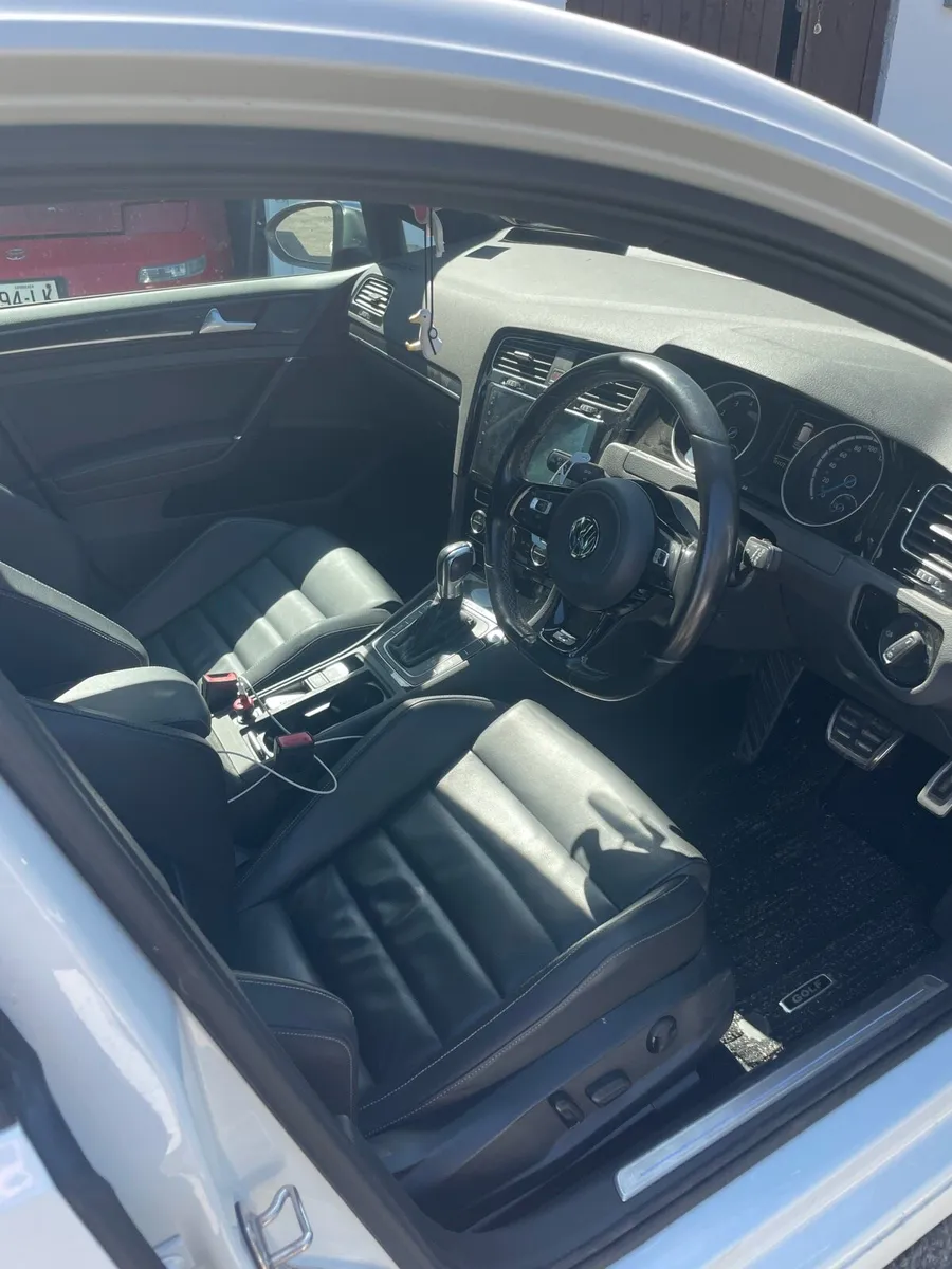 Golf R Estate – 300BHP, Fully Loaded, Immaculate - Image 2