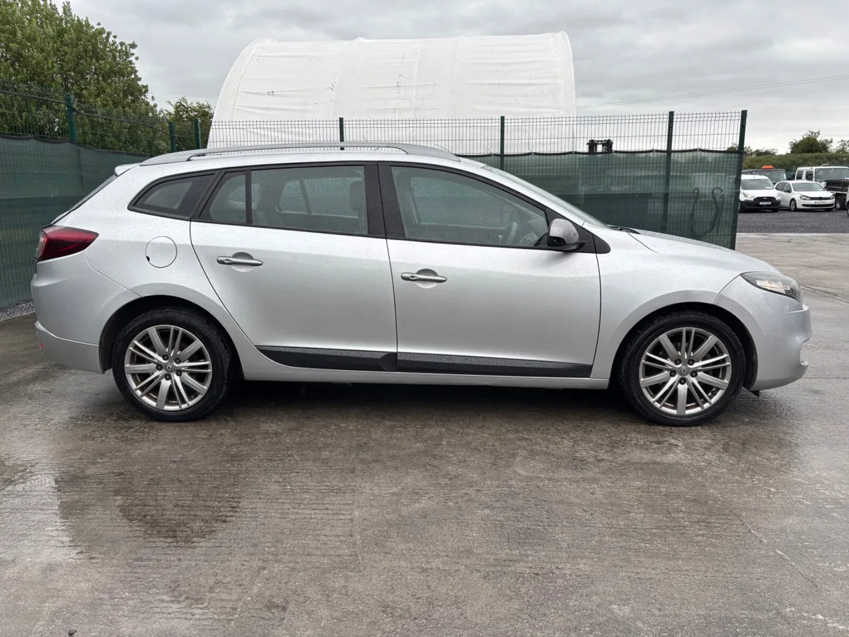 2011 Renault MEGANE Gt Line  Drive Home - Image 4