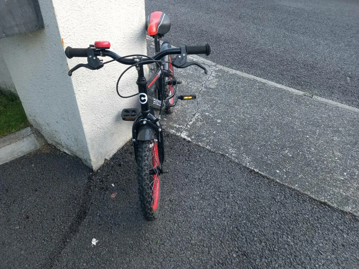 Kids bike - Image 4