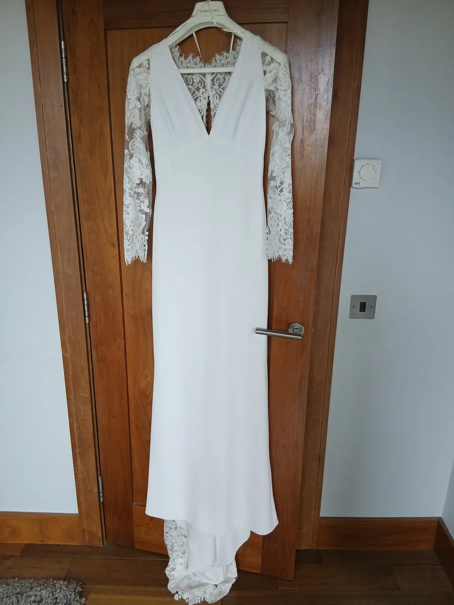 Wedding Dress, Never Worn. Tags on - Image 1