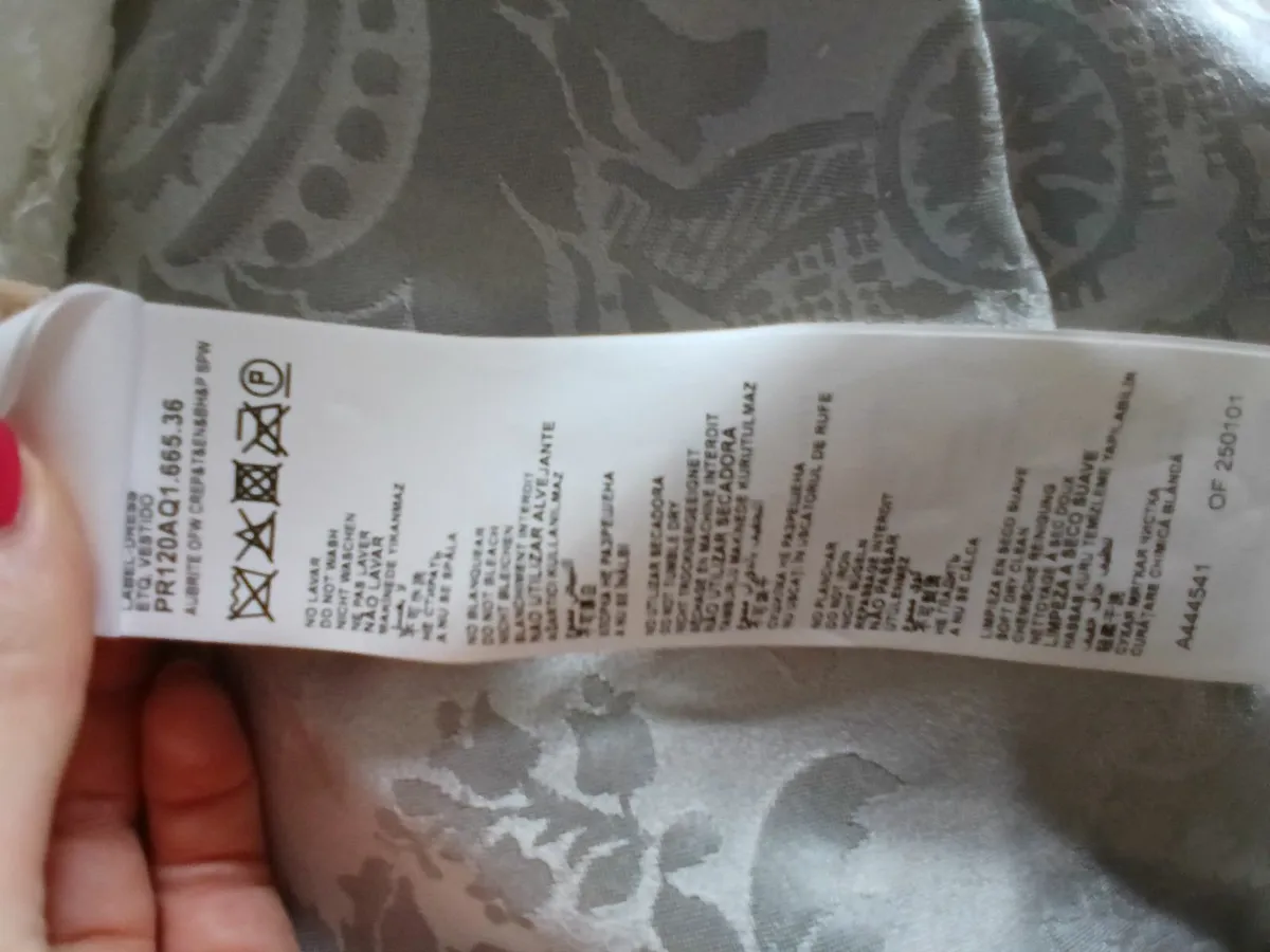 Wedding Dress, Never Worn. Tags on - Image 4