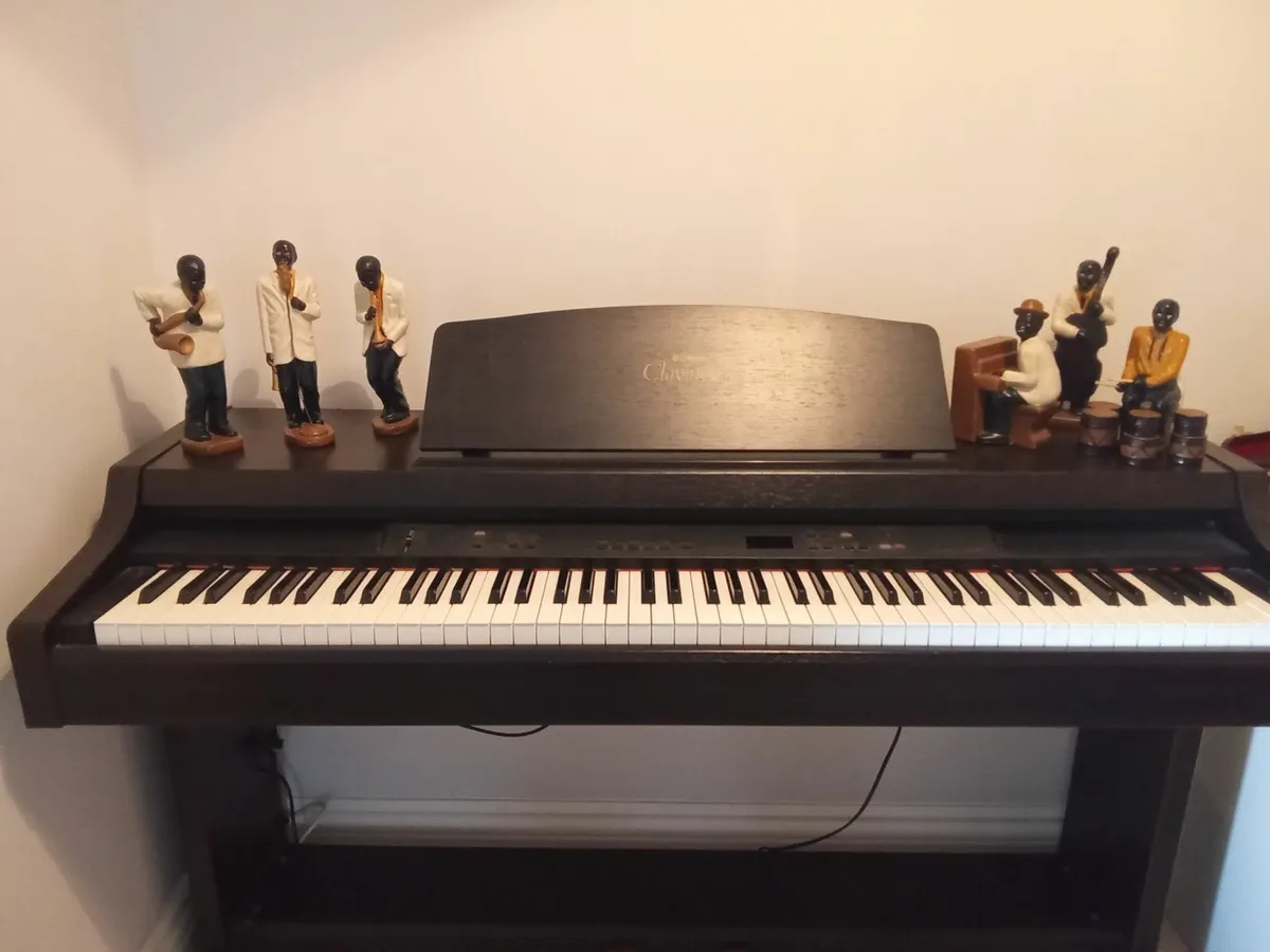 Piano - Image 1