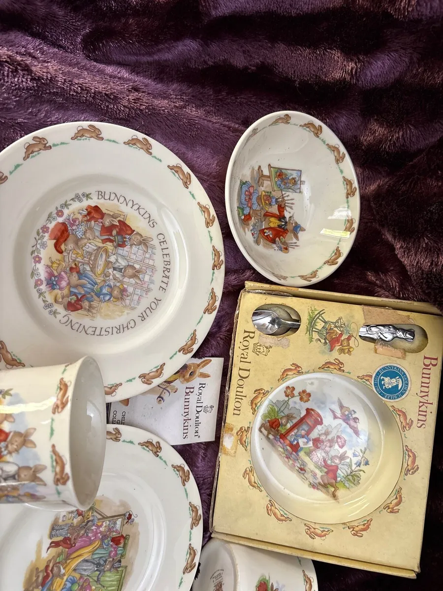 ROYAL DOULTON VINTAGE BUNNYKINS / WINNIE THE POOH - Image 3