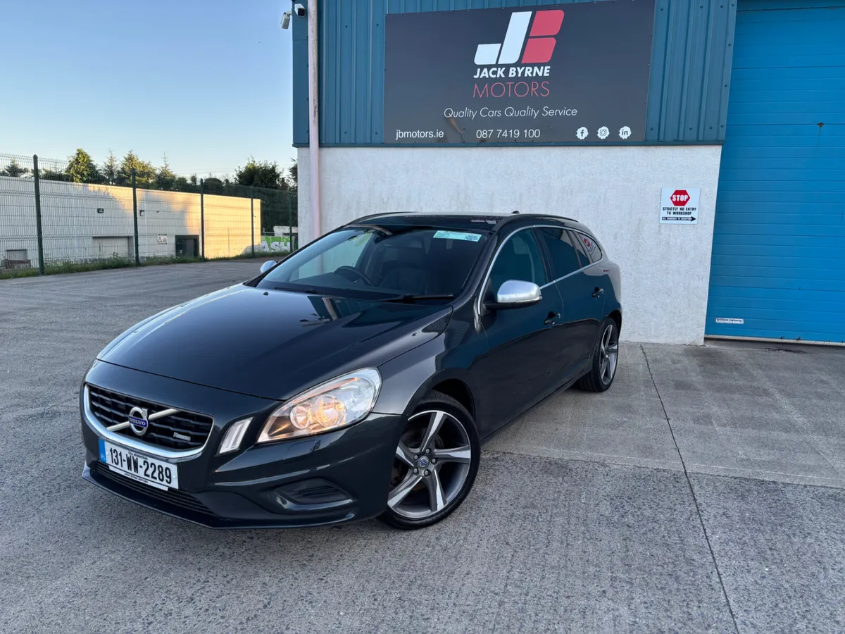 Volvo V60 R-Design D2 - Image 3