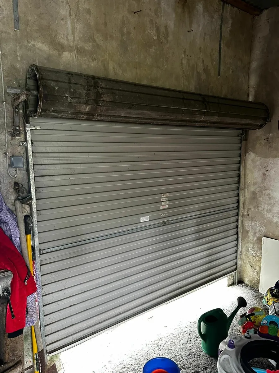 Garage roller door - Image 2