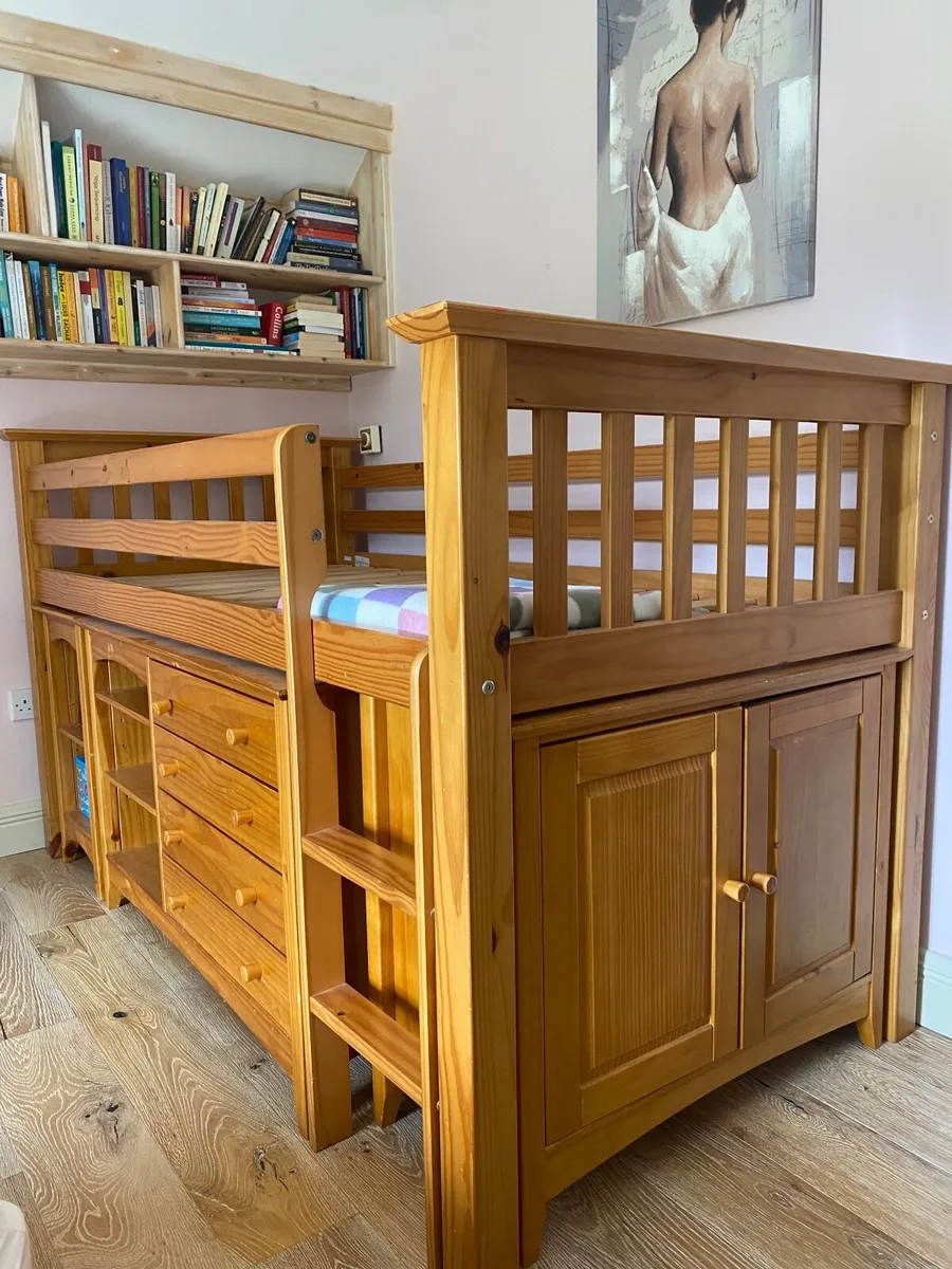 Child’s bed sleeper unit - Image 4