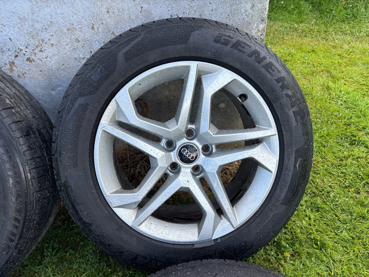 18 inch original Audi Q5 s line alloys - Image 2