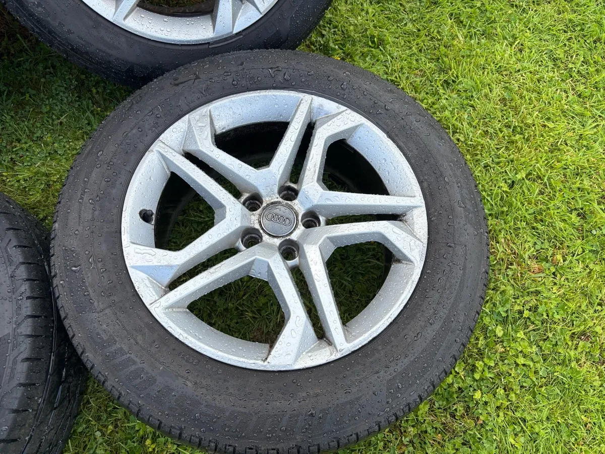 18 inch original Audi Q5 s line alloys - Image 3
